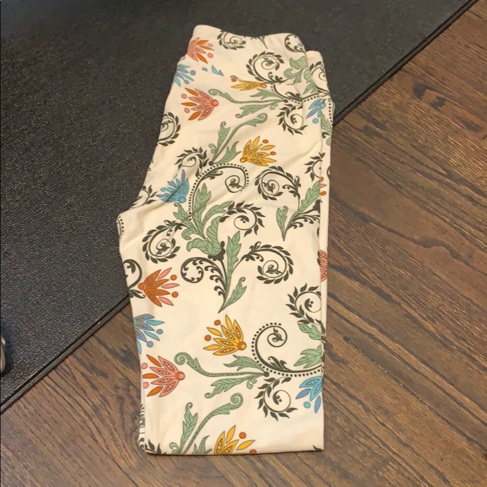 LuLaRoe Floral Scroll Leggings - OS